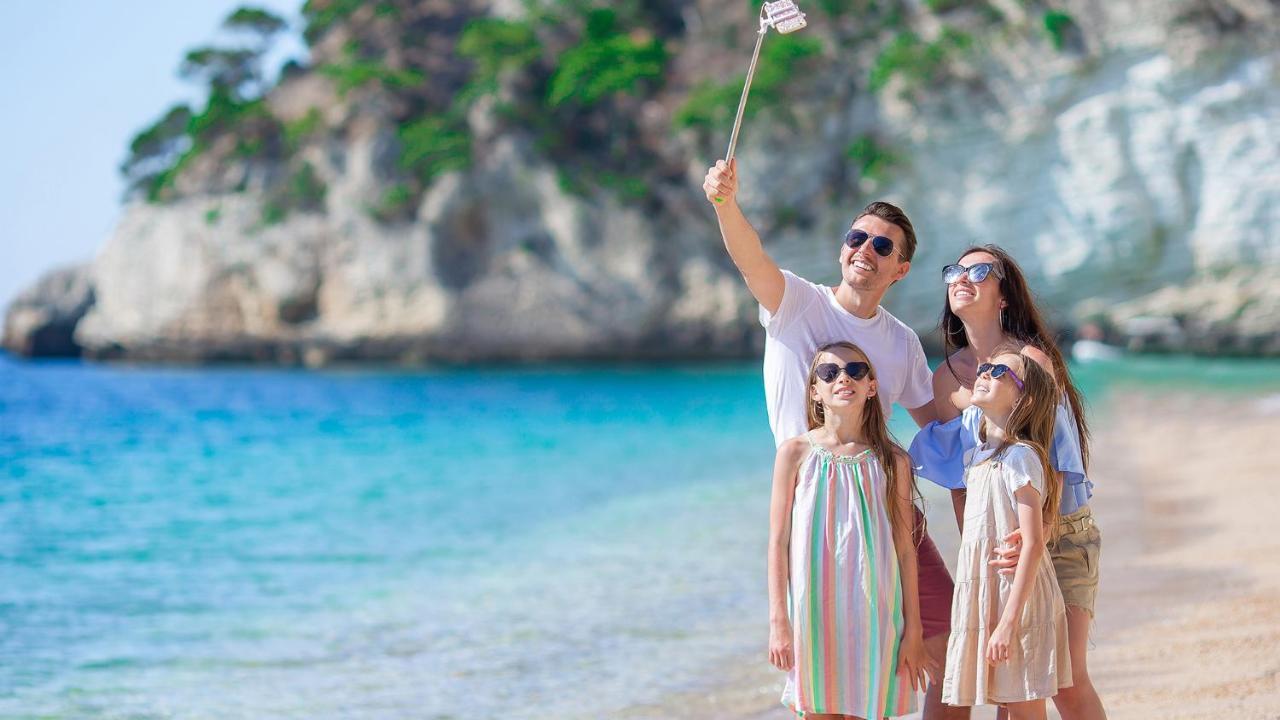 La Ohana～瀬底島～（2022年open） Okinawa Exteriör bild